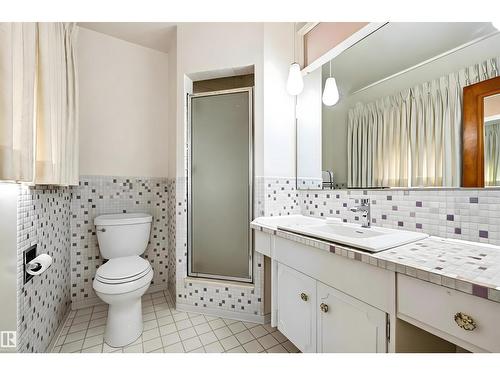 8723 137 St Nw, Edmonton, AB 