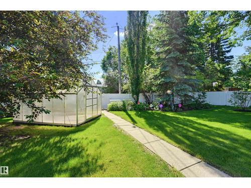 8723 137 St Nw, Edmonton, AB 