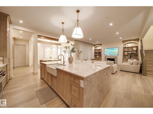 7308 Ada Bv Nw, Edmonton, AB 