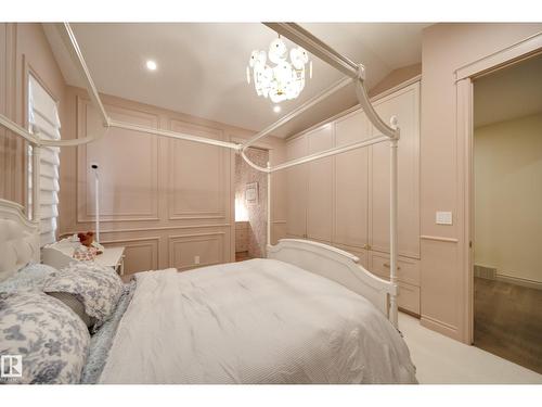 7308 Ada Bv Nw, Edmonton, AB 