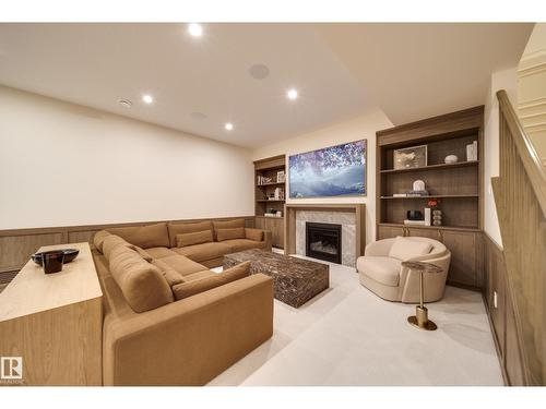 7308 Ada Bv Nw, Edmonton, AB 