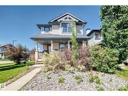 9204 SCOTT LN NW  Edmonton, AB T6R 0E7