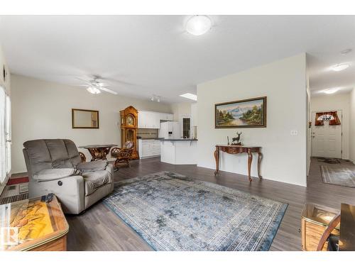 18 Hillcrest Co, Spruce Grove, AB 