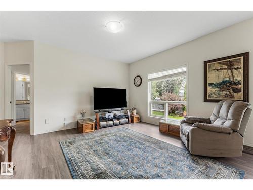 18 Hillcrest Co, Spruce Grove, AB 