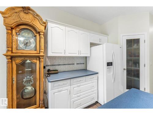 18 Hillcrest Co, Spruce Grove, AB 