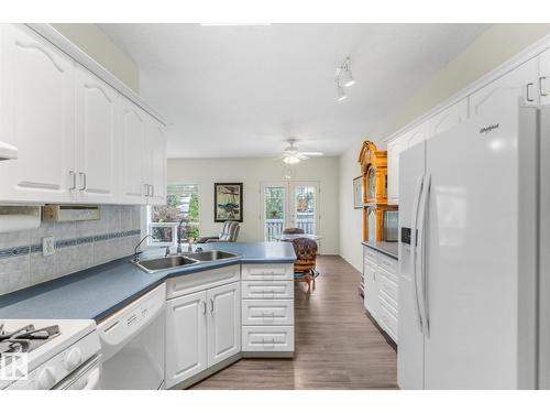 18 Hillcrest Co, Spruce Grove, AB 