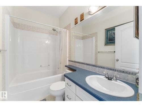 18 Hillcrest Co, Spruce Grove, AB 