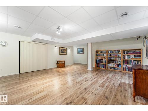 18 Hillcrest Co, Spruce Grove, AB 