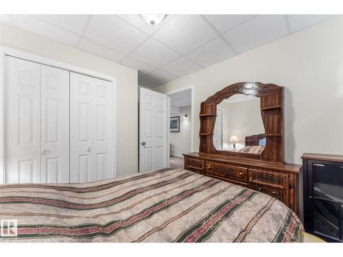 18 Hillcrest Co, Spruce Grove, AB 