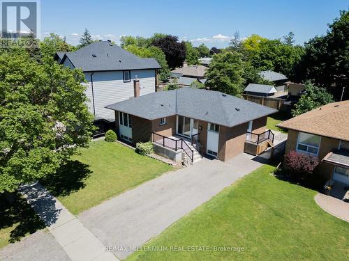 37 CAMPBELL DRIVE  Brampton, ON L6X 2H8