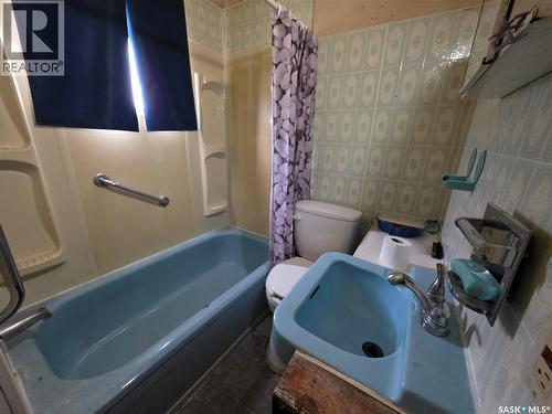 236 6Th Avenue Ne, Swift Current, SK 