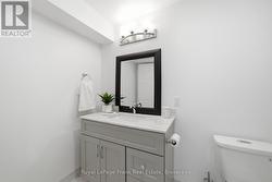 Lower Bathroom - 4 Piece - 