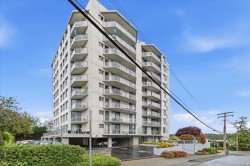 #601-220 Townsite Rd Nanaimo, BC V9S 5S8