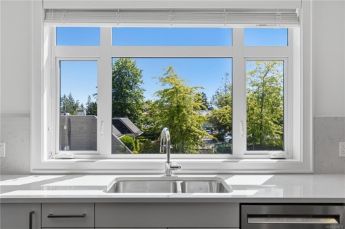 #6-180 First Ave West, Qualicum Beach, BC 