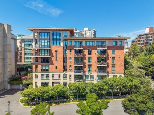 #205-827 Fairfield Rd  Victoria, BC V8V 5B2