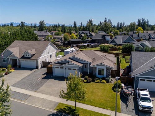 110 Nikola Rd, Campbell River, BC 