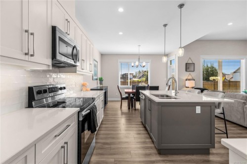 110 Nikola Rd, Campbell River, BC 