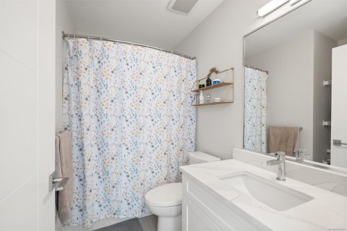 607 Selwyn Close, Langford, BC 