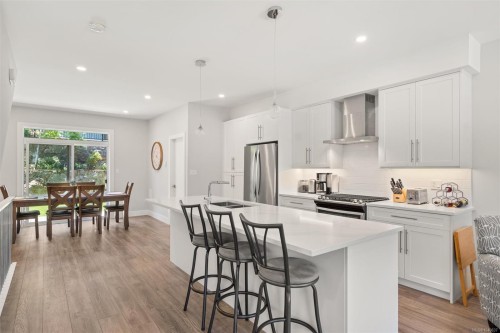 607 Selwyn Close, Langford, BC 