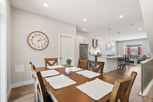 607 Selwyn Close, Langford, BC 