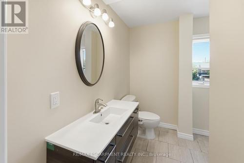 Main Bathroom - 3 Piece - 309 Cope Street, Hamilton, ON - Indoor Photo Showing Bathroom