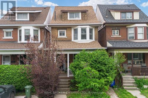 39 EAST BEND AVENUE S  Hamilton, ON L8M 3E4