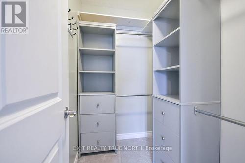 Primary Walk-in Closet - 8 Sinclair Crescent, Ramara, ON 