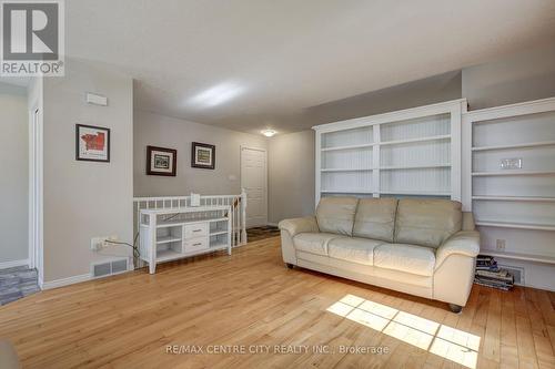 24 Schreyer Drive, St. Thomas, ON 