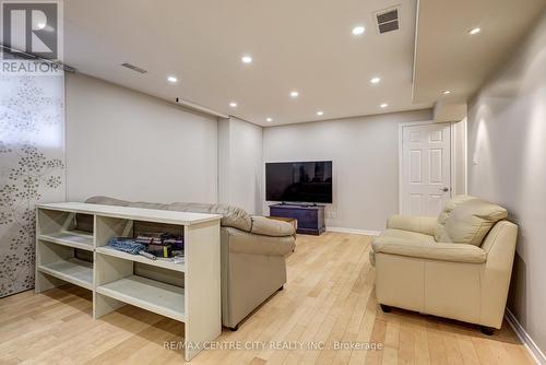 24 Schreyer Drive, St. Thomas, ON 