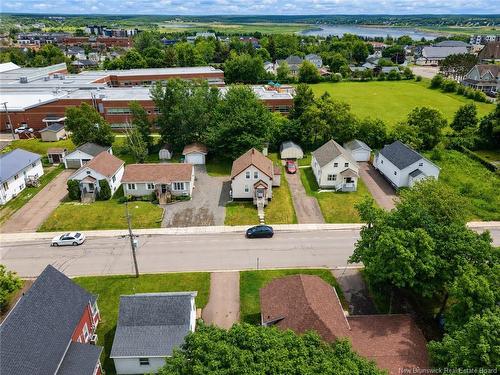 184 Gould, Dieppe, NB 