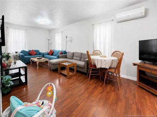 184 Gould, Dieppe, NB 