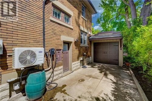 90 Brock Street, Kitchener, ON 