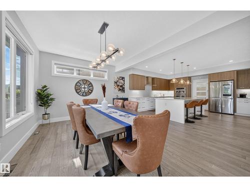 4407 Westcliff Cl Sw, Edmonton, AB 