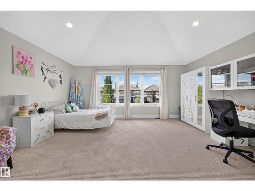 4407 Westcliff Cl Sw, Edmonton, AB 
