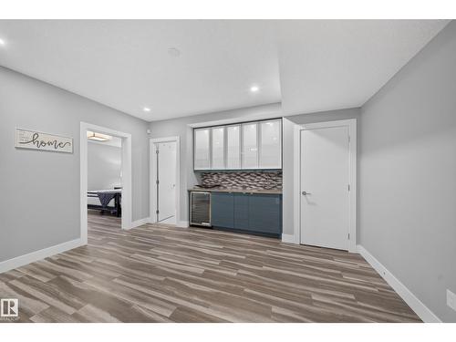 4407 Westcliff Cl Sw, Edmonton, AB 