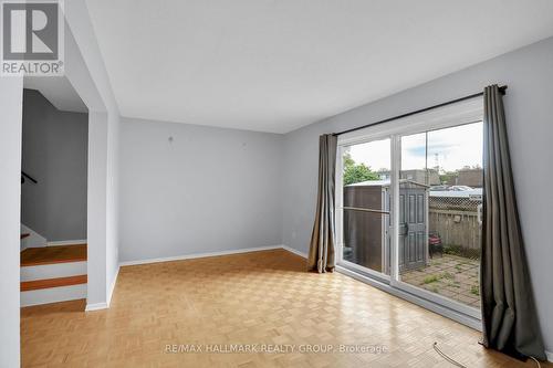 2912 Fairlea Crescent, Ottawa, ON 
