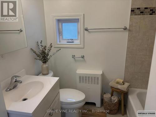 824 Kirkwood Avenue, Ottawa, ON 