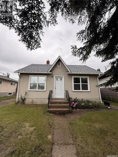 982 12th STREET W  Prince Albert, SK S6V 3C7