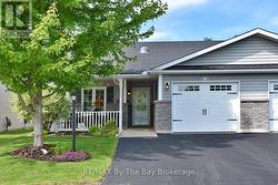 12 NEW YORK AVENUE Wasaga Beach, ON L9Z 3A8
