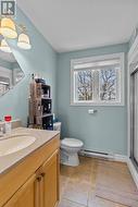 3rd floor 3-piece bathroom. - 
