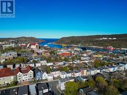 Aerial view of the neighbourhood. - 