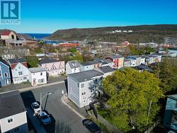 Aerial view of the neighbourhood. - 