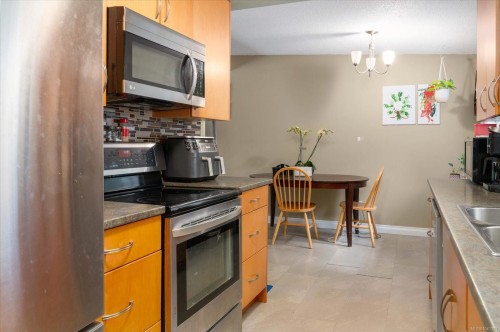671 Beaconsfield Rd, Nanaimo, BC 