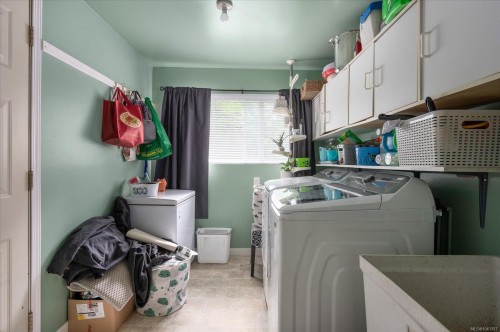 671 Beaconsfield Rd, Nanaimo, BC 