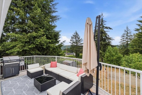1143 Third Ave, Ladysmith, BC 