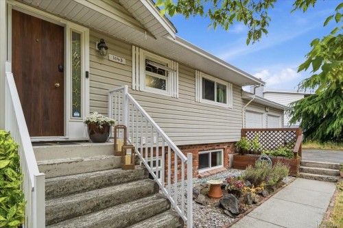 1143 Third Ave, Ladysmith, BC 