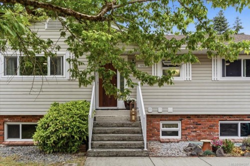 1143 Third Ave, Ladysmith, BC 