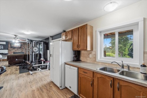 1143 Third Ave, Ladysmith, BC 