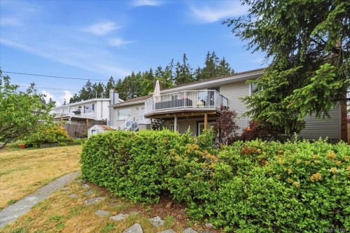 1143 Third Ave, Ladysmith, BC 