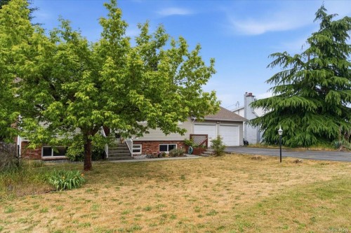 1143 Third Ave, Ladysmith, BC 